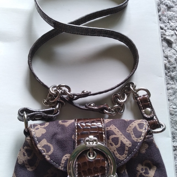 Kathy Van Zeeland Crossbody Pouch. - Picture 2 of 6